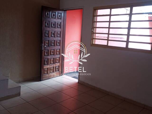 Casa para Venda em Taboão da Serra - 1