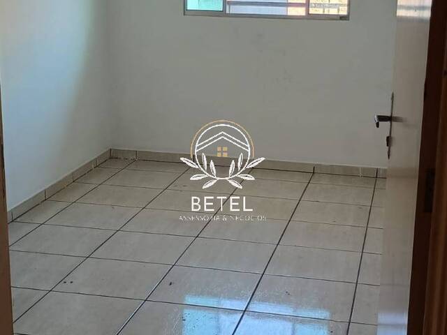 Casa para Venda em Taboão da Serra - 3