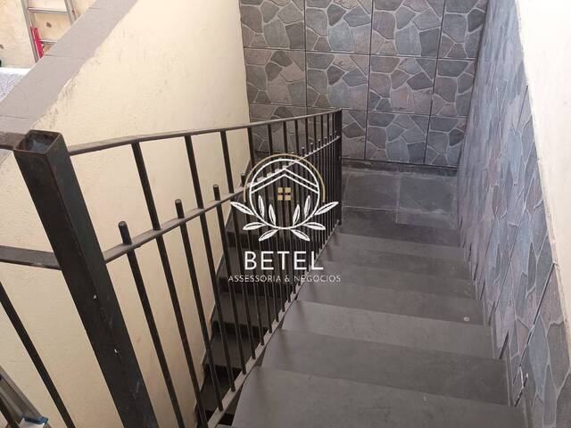 #100 - Casa para Locação em Taboão da Serra - SP