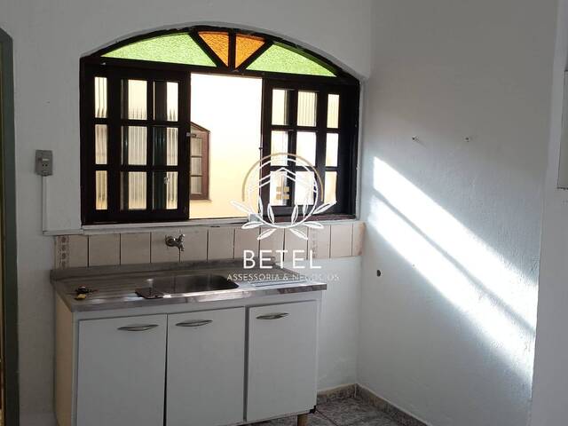 #100 - Casa para Locação em Taboão da Serra - SP