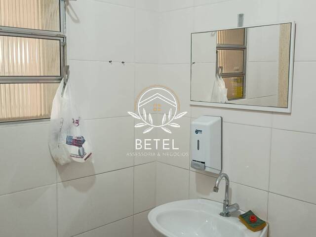 #102 - Sala para Locação em Taboão da Serra - SP