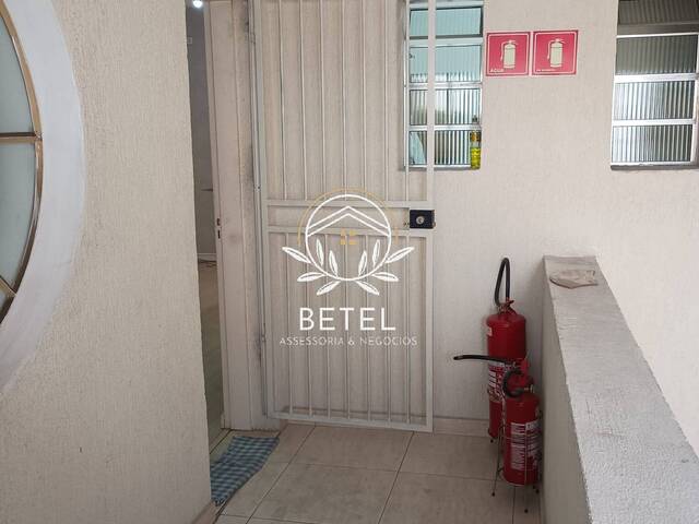 #102 - Sala para Locação em Taboão da Serra - SP