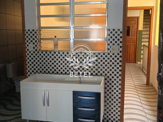 Locação em Jardim Maria Rosa - Taboão da Serra